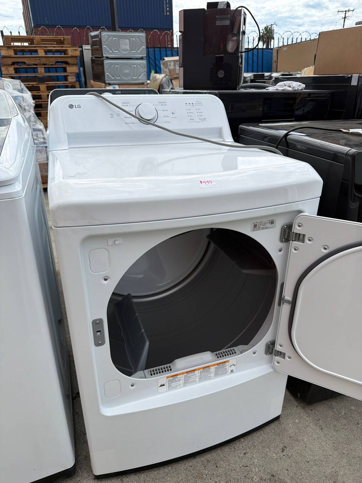 LG DLG6101W 7.3CF TL G DRYER WHT